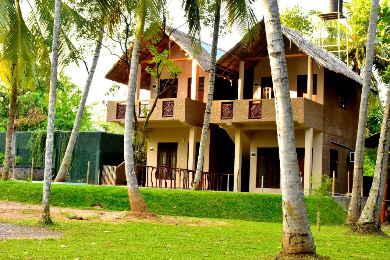 Pelican Lake Udawalawe Esterno foto