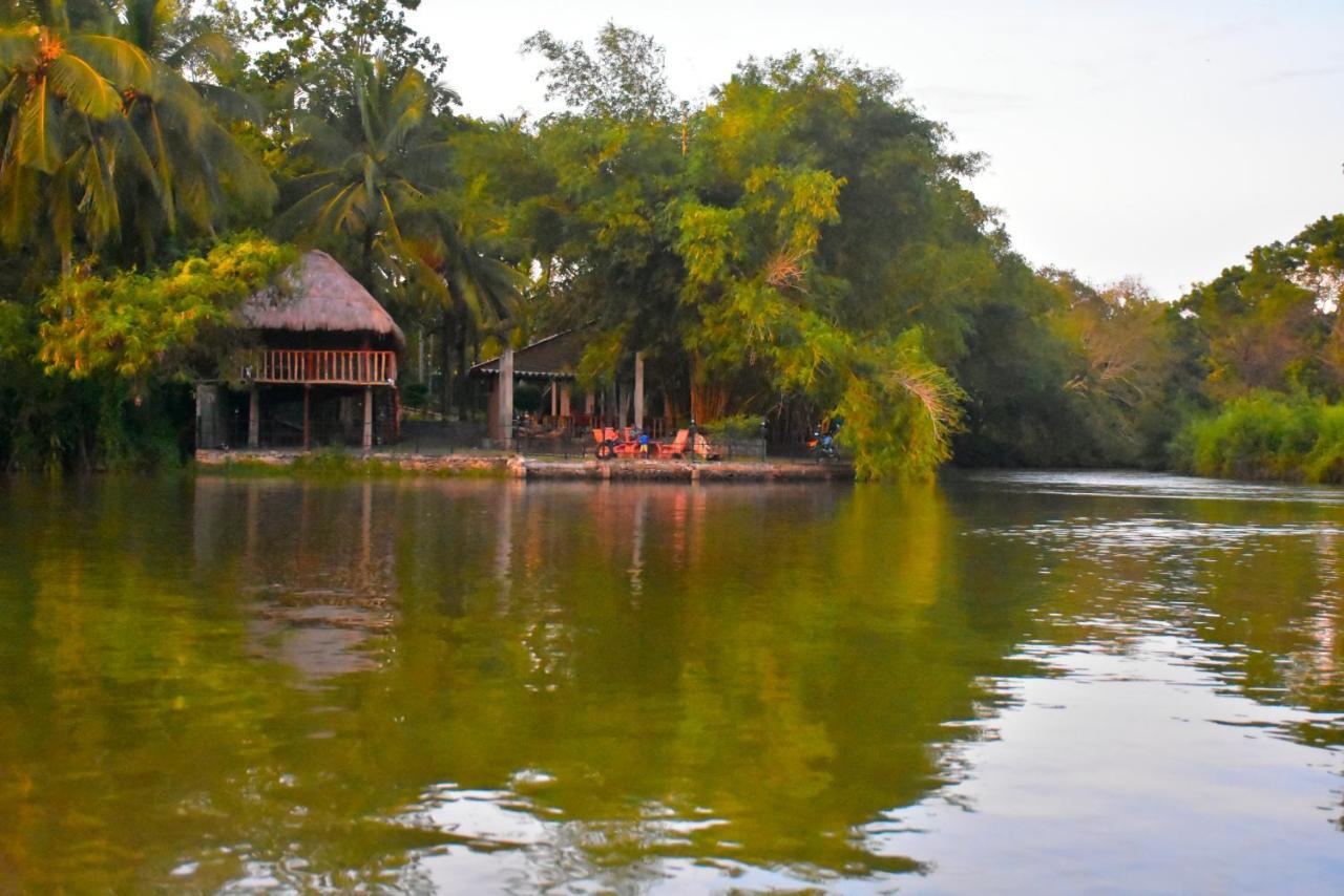 Pelican Lake Udawalawe Esterno foto